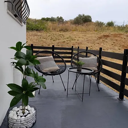 בית נופש Despinas Cozy House סודה